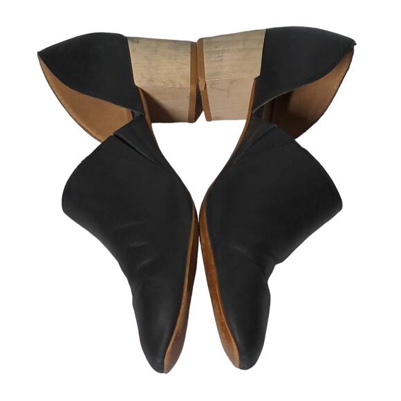 Madewell Black Lowcut Bootie – Size 6.5 – Minor Flaws - Picture 3 of 16